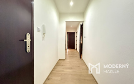 Na predaj zrekonštruovaný 2,5 izbový byt v Martine na Severe