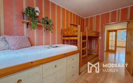 Na prenájom 3-izbový byt v Lednických Rovniach