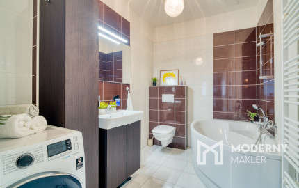 Na predaj veľkorysý 3-izbový byt s parkovacím státím v Rovinke