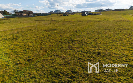 ZNÍŽENÁ CENA: Na predaj stavebný pozemok v obci Bitarová