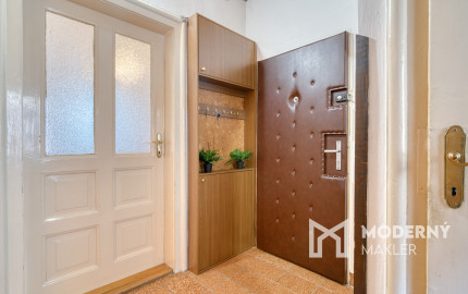 Na prenájom priestranný 4-izbový byt pri OC Nivy