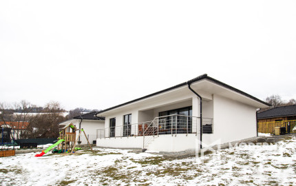 Na predaj moderná 4-izbová novostavba s terasou – Svätý Kríž