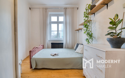 Na prenájom priestranný 4-izbový byt pri OC Nivy