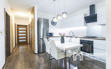 Na predaj štýlový 4-izbový rodinný dom v Hurbanovej Vsi