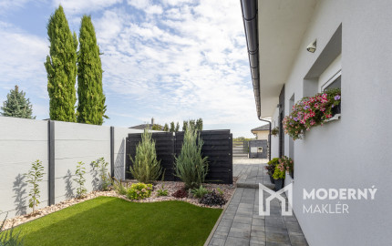 Na predaj štýlový 4-izbový rodinný dom v Hurbanovej Vsi