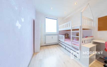 REZERVOVANÉ: Na predaj 3-izbový zrekonštruovaný byt v Poprade