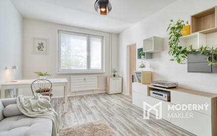 Na prenájom zariadený 2-izbový byt v centre Malaciek