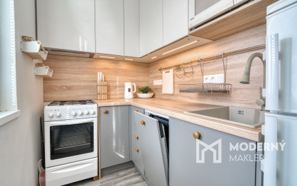 Na prenájom zariadený 2-izbový byt v centre Malaciek