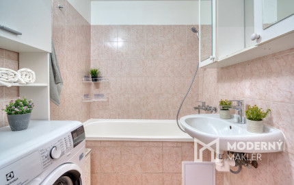 Na prenájom zariadený 2-izbový byt v centre Malaciek