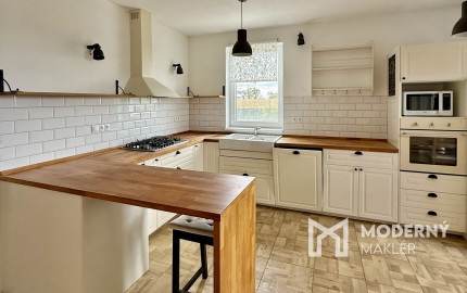 VIDEO, Viac izieb, viac pohody: 5-izbový rodinný dom, kde nikto nemusí robiť kompromisy