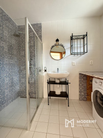 VIDEO, Viac izieb, viac pohody: 5-izbový rodinný dom, kde nikto nemusí robiť kompromisy