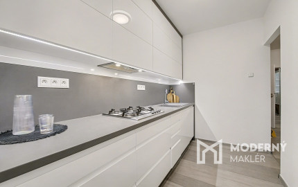 Na predaj  3-izbový byt s dvoma loggiami v Petržalke BA.