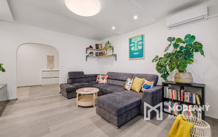 Na predaj  3-izbový byt s dvoma loggiami v Petržalke BA.