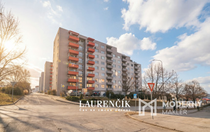 NA PREDAJ | 3-izbový byt s nadštandardnou výmerou v Trenčíne na ul. Liptovská