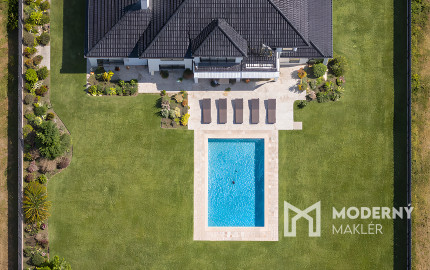 Na predaj pozemok v lokalite Karlová