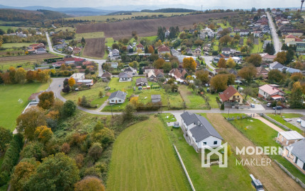 Na predaj dva stavebné pozemky v obci Brezolupy