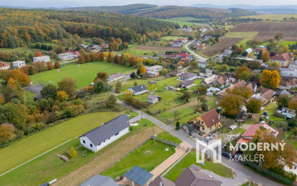 Na predaj dva stavebné pozemky v obci Brezolupy