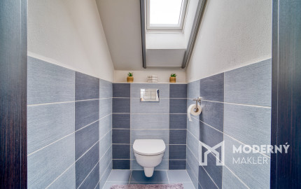 Na predaj rodinný dom s rozľahlým pozemkom v Kostolišti