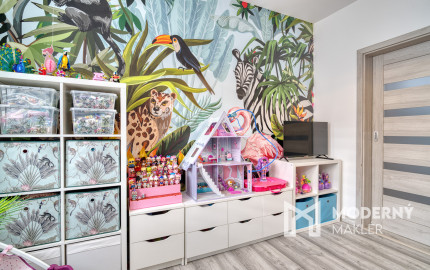 REZERVOVANÉ: Na predaj 3,5 - izbový byt v meste Sereď