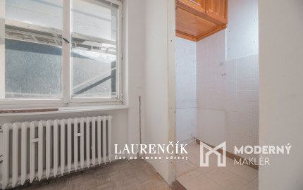 REZERVOVANÉ | 1-izbový byt v Trenčianskych Tepliciach s investičným potenciálom