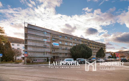 REZERVOVANÉ | 1-izbový byt v Trenčianskych Tepliciach s investičným potenciálom