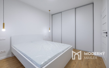 Na predaj zrekonštruovaný 3-izbový byt v obci Malcov