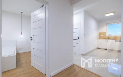 Na predaj zrekonštruovaný 3-izbový byt v obci Malcov