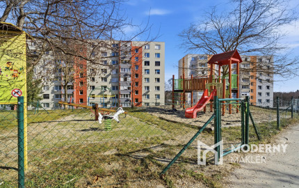 Na predaj slnečný 3,5-izbový byt v Nitre na sídlisku Klokočina