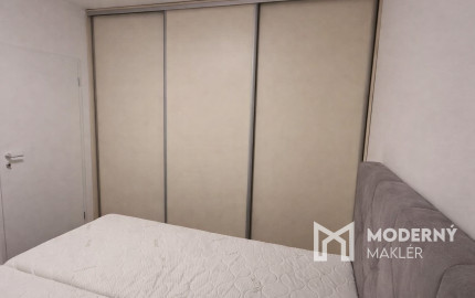 Na prenájom moderný 2-izbový byt v Trenčíne – Halalovka