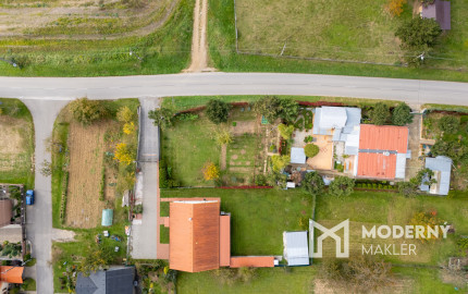 Na predaj stavebný pozemok - Pravotice 760m2