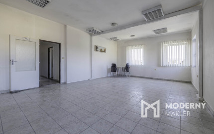 Na predaj výrobná hala s administratívnou časťou pri Lučenci