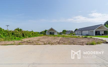 Na predaj moderný 4-izbový rodinný dom v Šoporni