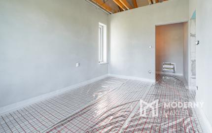 Na predaj moderný 4-izbový rodinný dom v Šoporni