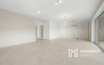 Na predaj 4-izbový rodinný dom v obci Divina