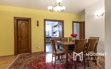 Na prenájom rodinný dom s garážou a terasou v centre Šamorína