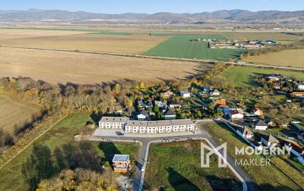 Na predaj moderný 4-izbový byt s vlastnou záhradou