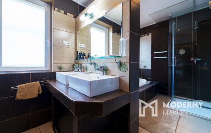 Na predaj rodinný dom s bazénom v Kysuckom Novom Meste