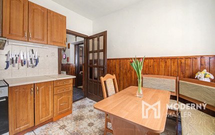 Na predaj rodinný dom s bazénom v obci Makov-Potok