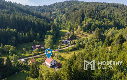 Na predaj rodinný dom s bazénom v obci Makov-Potok