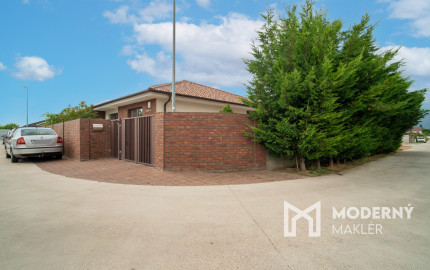 Na predaj 4-izbový rodinný dom v Galante