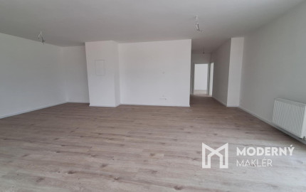 Na predaj 3-izbový byt s terasou v Bánovciach nad Bebravou