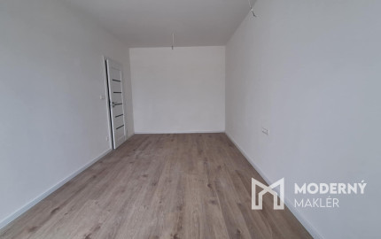 Na predaj 3-izbový byt s terasou v Bánovciach nad Bebravou