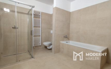 Na predaj 3-izbový byt s terasou v Bánovciach nad Bebravou