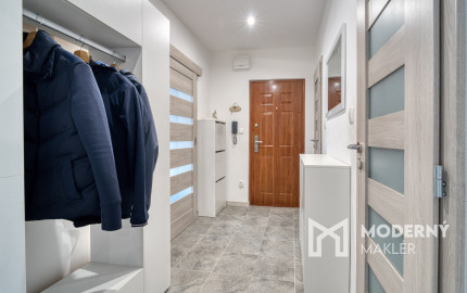 Na predaj 3,5 - izbový byt v meste Sereď