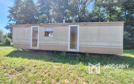 HORNÉ DRŽKOVCE – Mobilný dom s pozemkom pri potoku (790 m²)