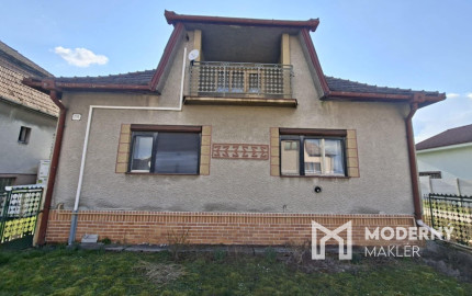 Na predaj rodinný dom vhodný na rekonštrukciu v obci Dežerice