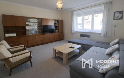 Na predaj rodinný dom vhodný na rekonštrukciu v obci Dežerice