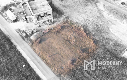 Na predaj pozemok v Ivanke pri Dunaji