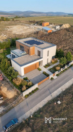 Na predaj pozemok v Ivanke pri Dunaji