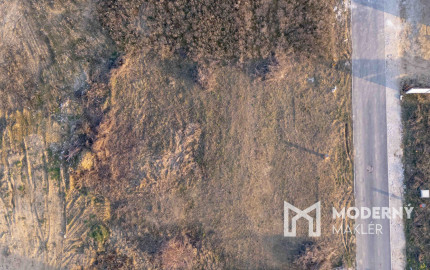 Na predaj pozemok v Ivanke pri Dunaji